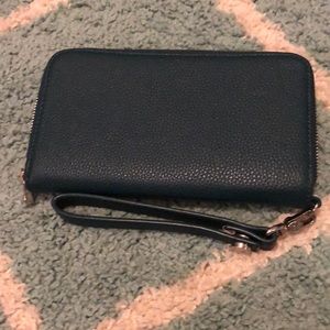 All about the Benjamin’s with wristlet